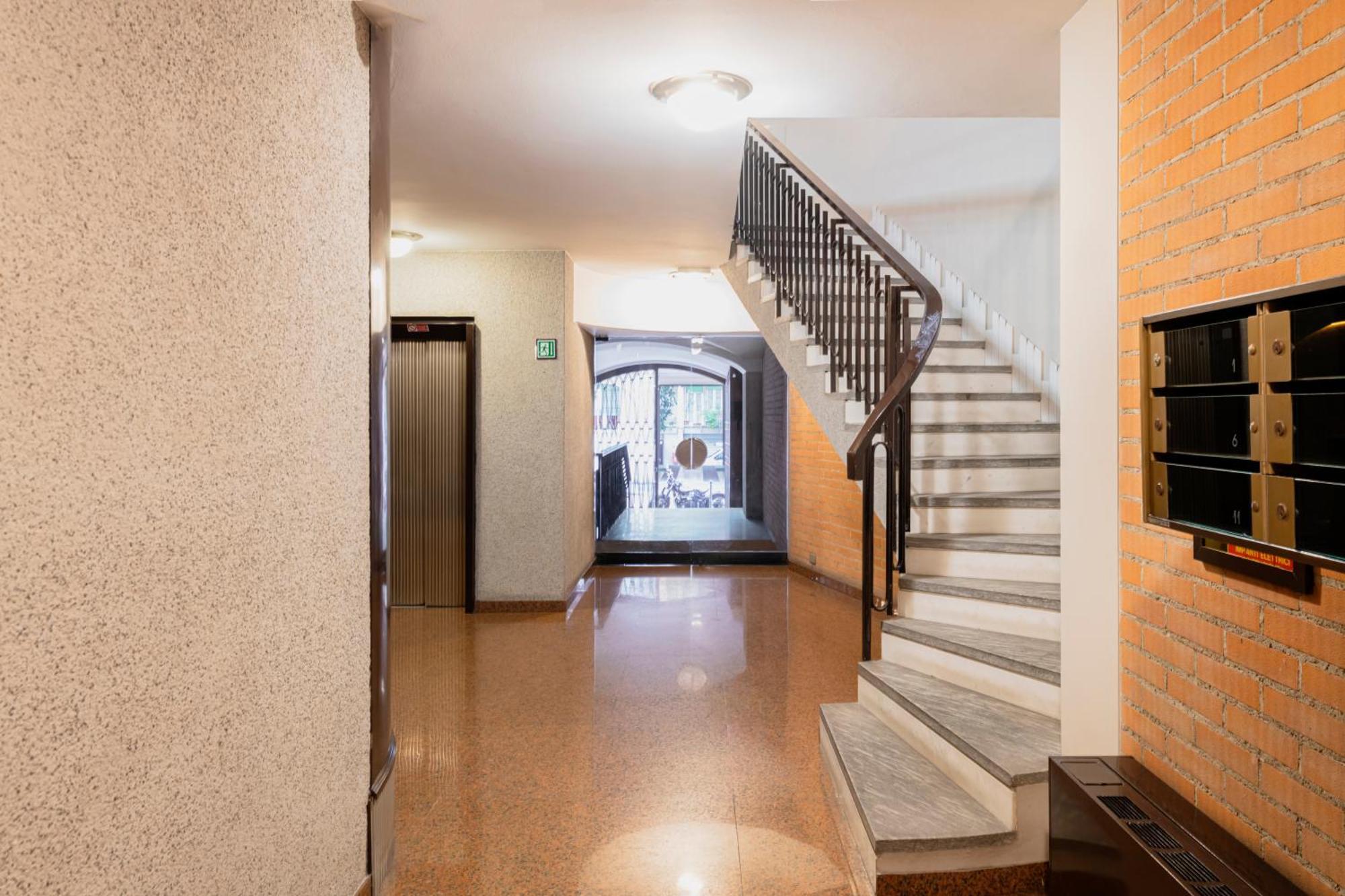 Relstay - Borgonuovo Mailand Exterior foto
